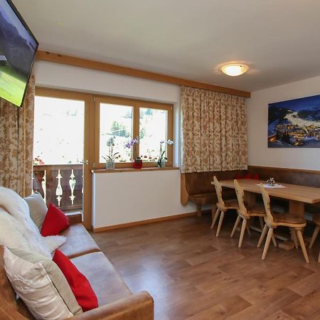 Apartamento Landhaus Hinterglemm Saalbach-Hinterglemm Exterior foto