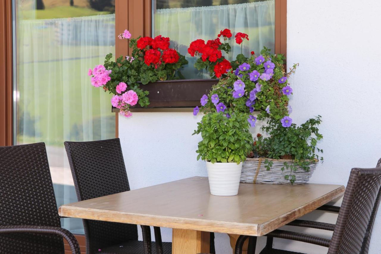 Apartamento Landhaus Hinterglemm Saalbach-Hinterglemm Exterior foto